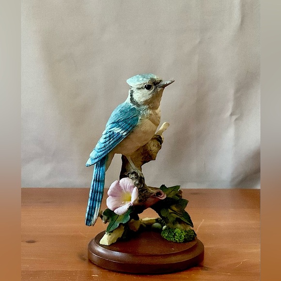 Country Artists Porcelain Bluejay with Morning Glory Figurine - Picture 1 of 5